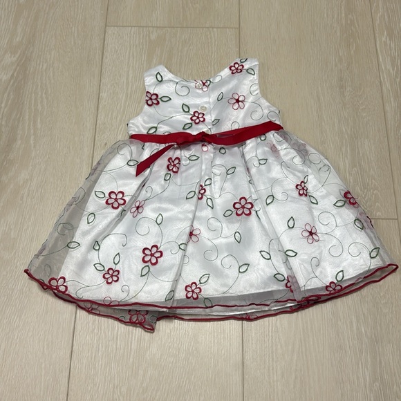 3/$10 Youngland Baby 18 Month White Red Bow Dress - Picture 7 of 9